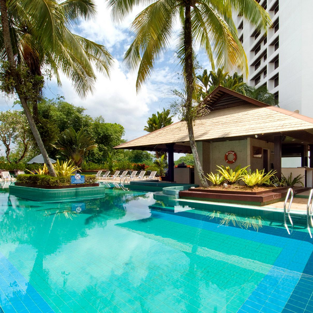 Outdoor-Pool, Hilton Kuching, Malaysia Rundreise